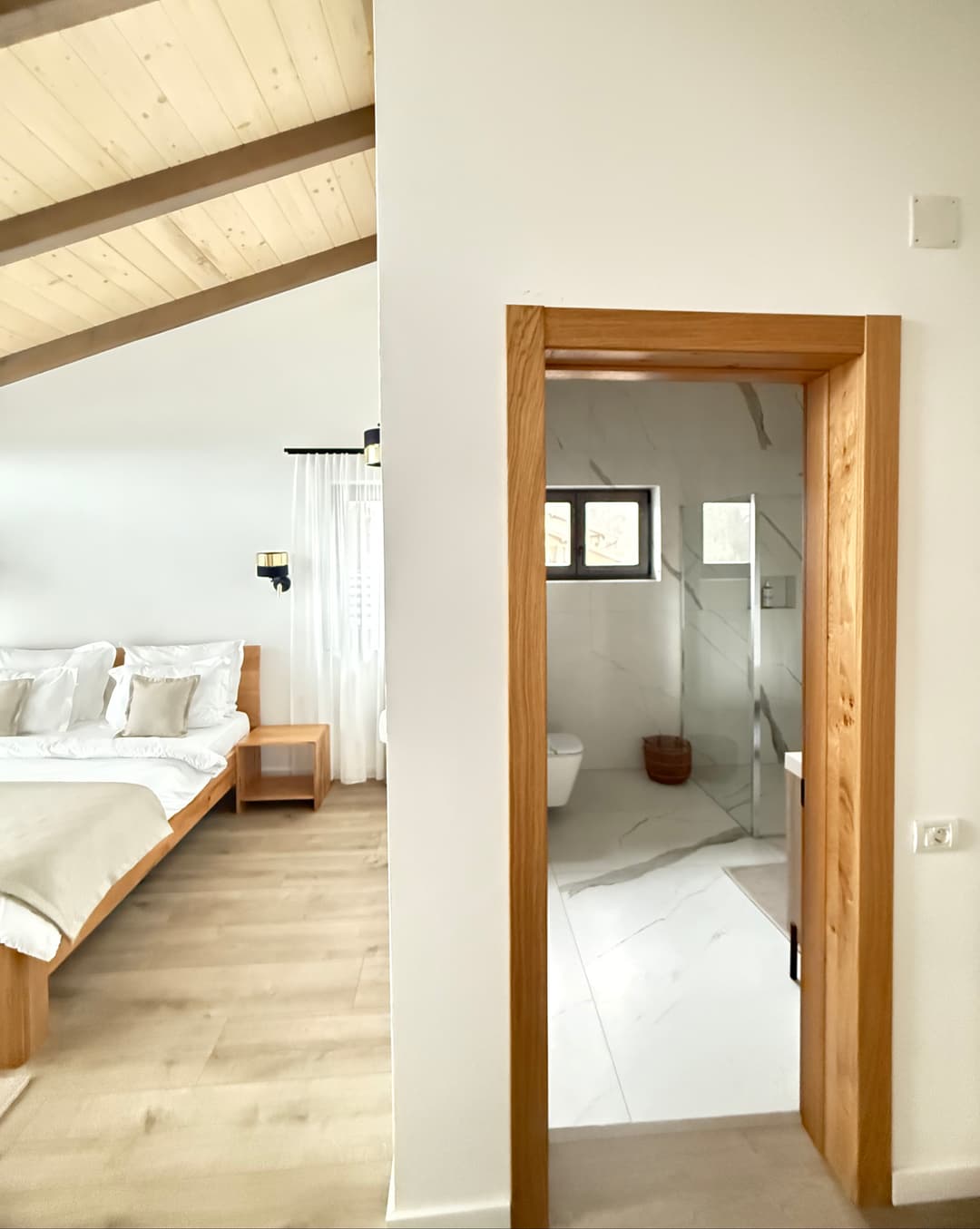 Room image 5